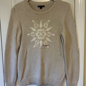 Tommy Hilfiger snowflake holiday cotton sweater M